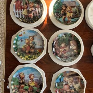 1992 (still in packaging, never displayed) M.J. Hummel Danbury Mint, 6 plates.